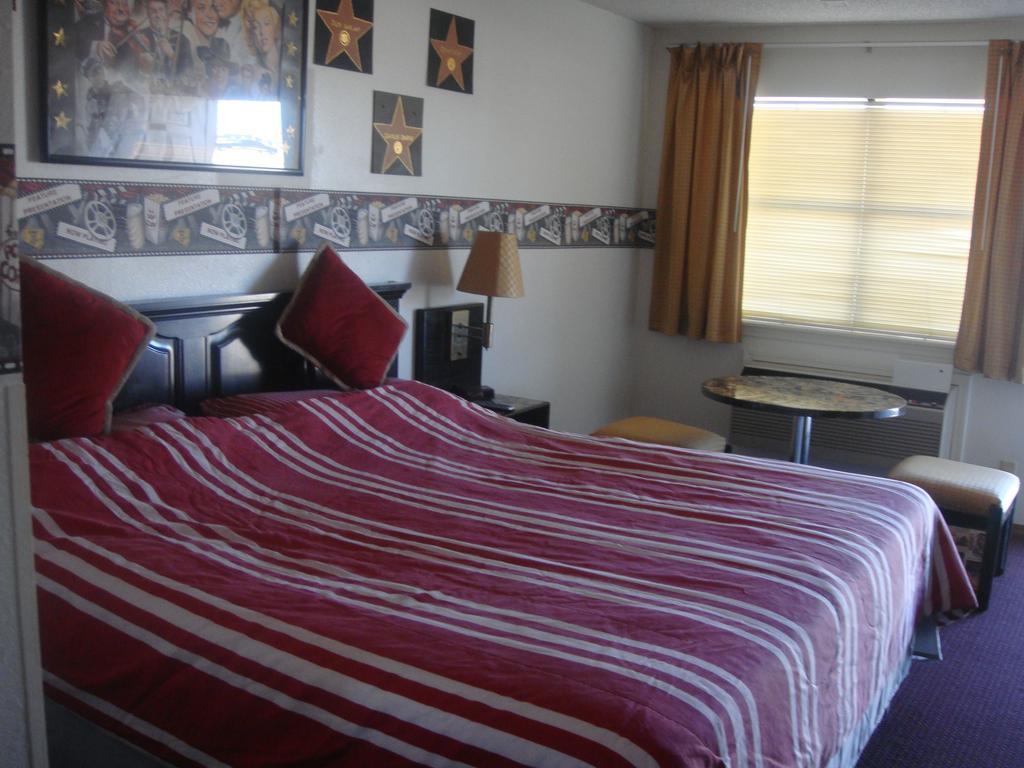 Route 66 Motel Afton Bagian luar foto